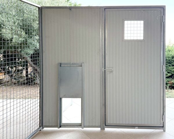 gattaiola-pannello-porta gattaiola-pannello-porta-cane
